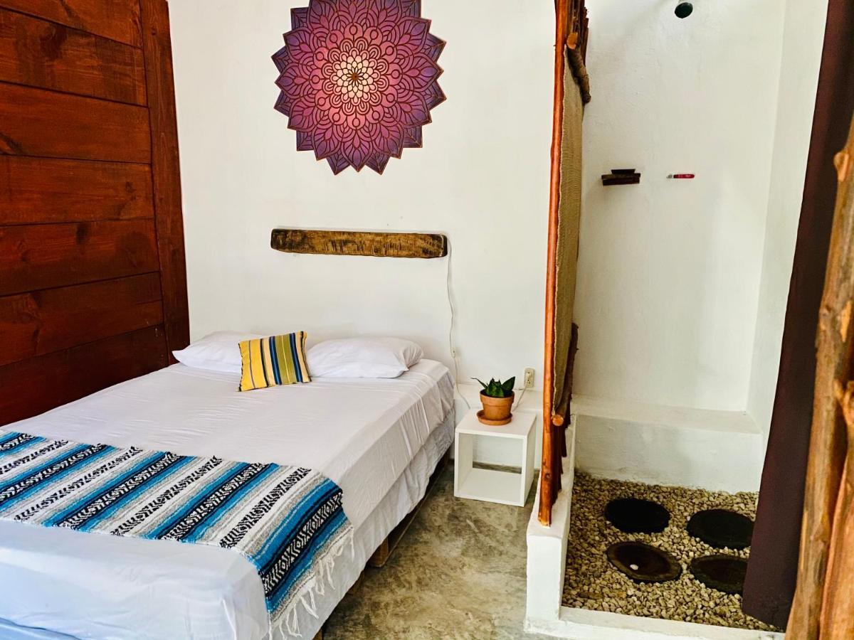 El Buho Bacalar Eco-Cabanas Hostal Exterior photo