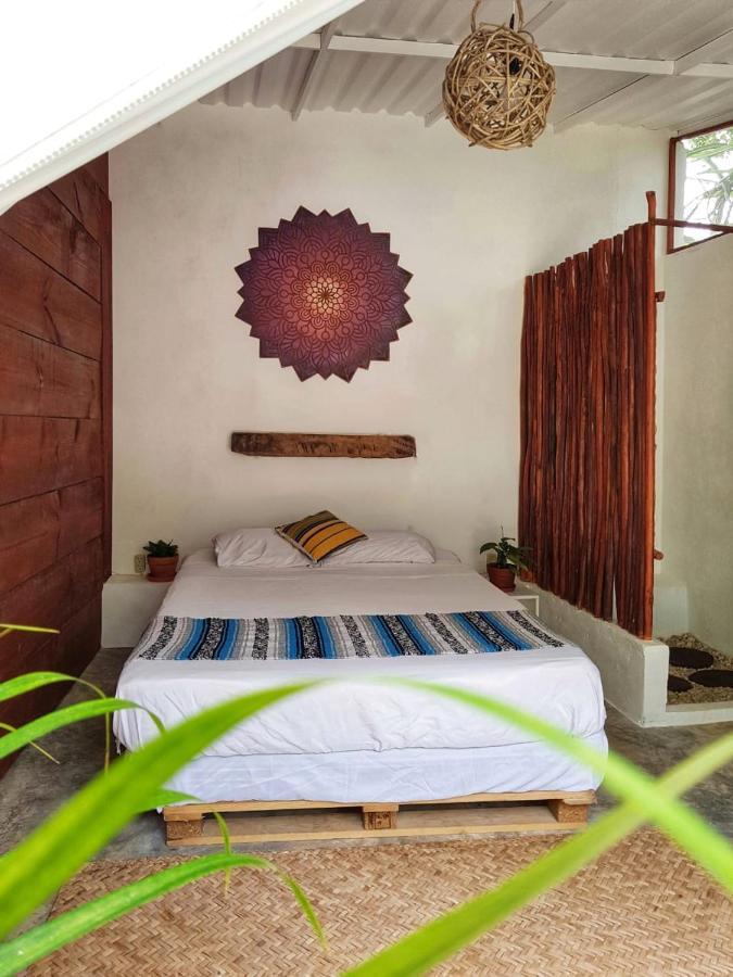 El Buho Bacalar Eco-Cabanas Hostal Exterior photo