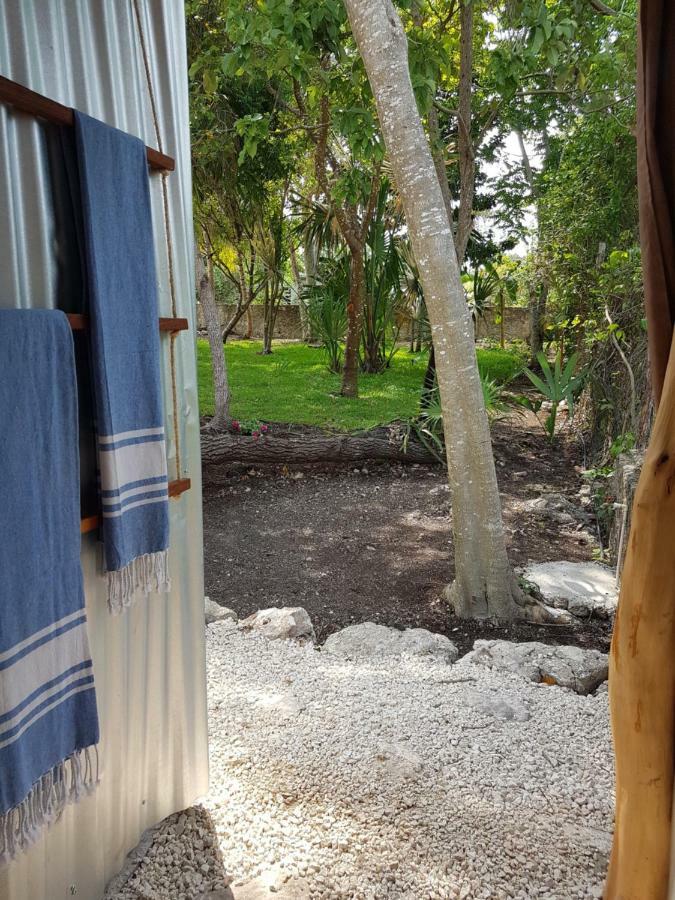 El Buho Bacalar Eco-Cabanas Hostal Exterior photo
